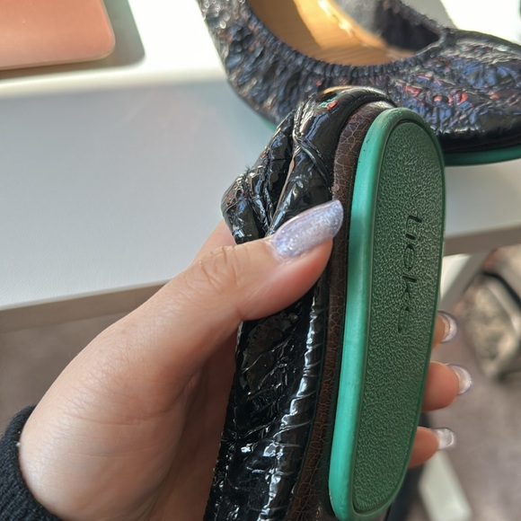 Tieks size 7 OBSIDIAN BLACK - Picture 10 of 14